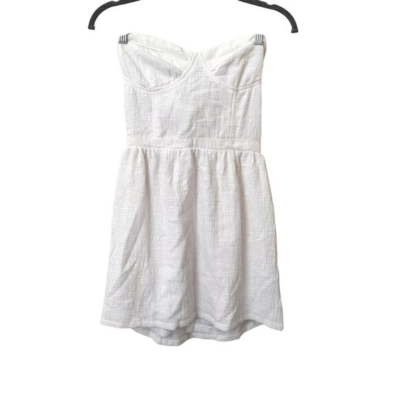AURA Sleeveless Babydoll Mini Dress White NWT Small - Picture 2 of 6